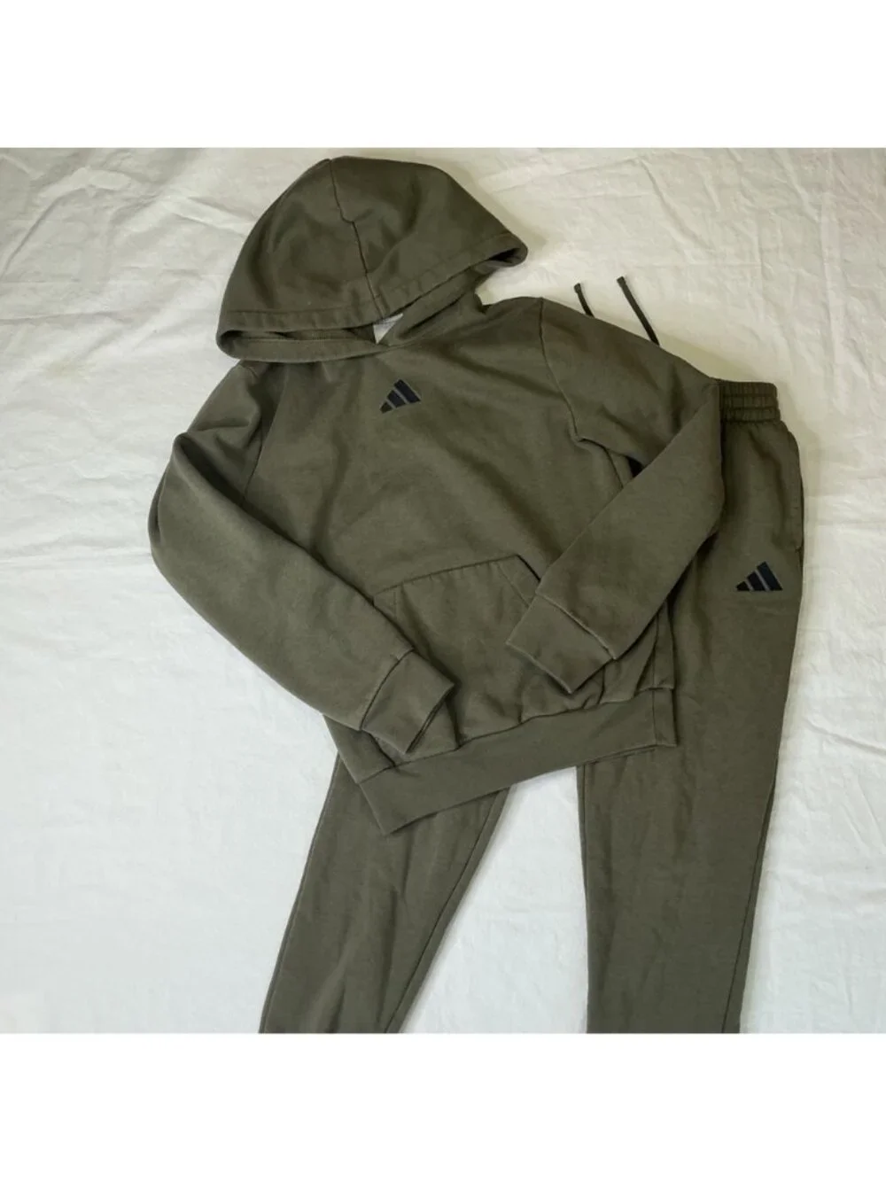 Adidas Boys Olive Green Hoodie Jogger M (10/12) Essential Small Logo Fleece Set